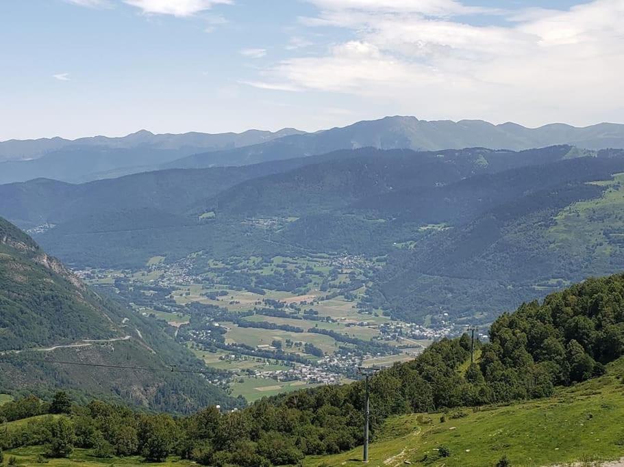 Апартаменты Vue Panoramique Sur Les Pyrenees Сен-Лари-Сулан Экстерьер фото